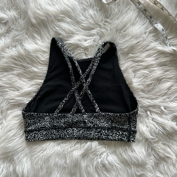 Black and white Lululemon longline bra - Picture 3 of 5